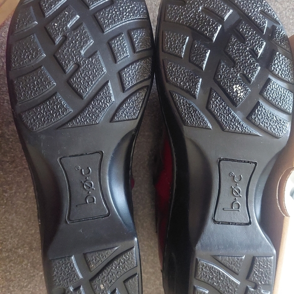 BOC SIZE 10 MED CLOGS - Picture 9 of 10